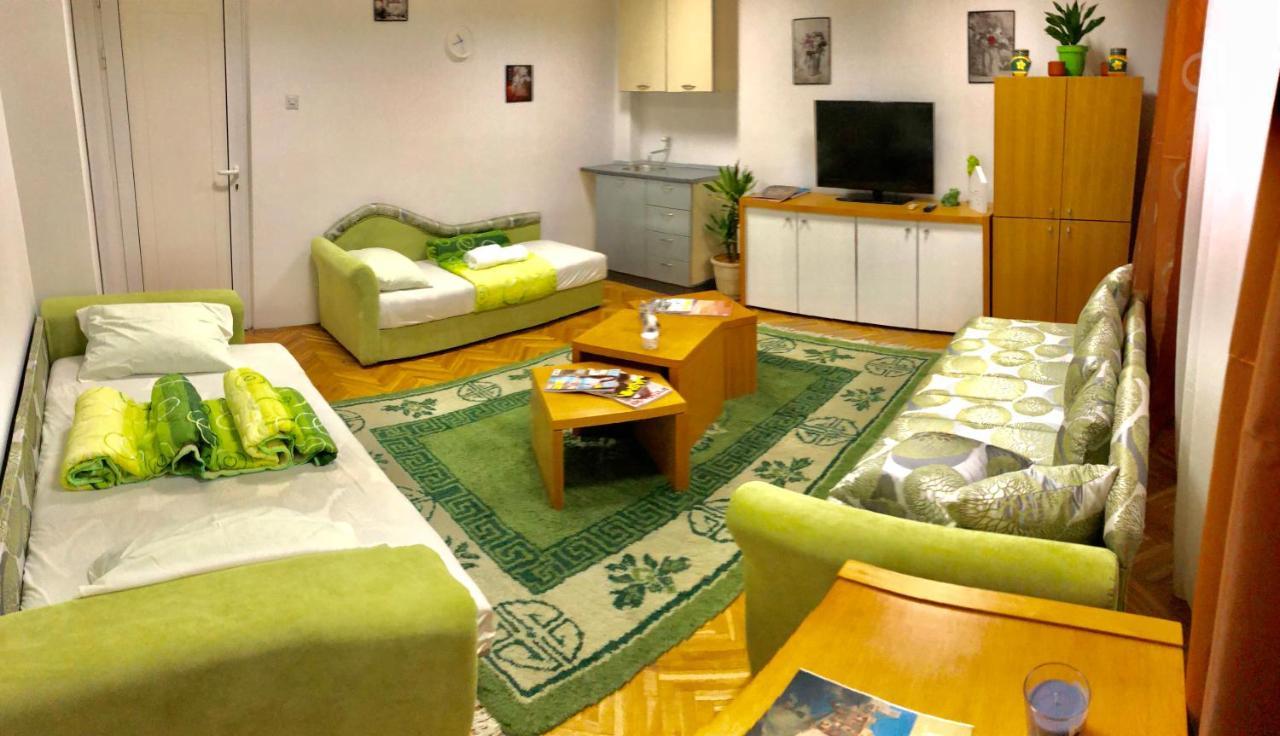 Twc Hostel Belgrade Exterior photo